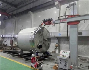 The main body of the tank polishing mach